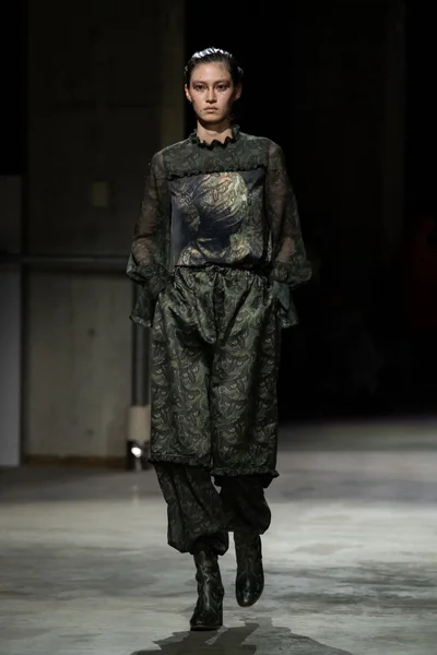 Look 51